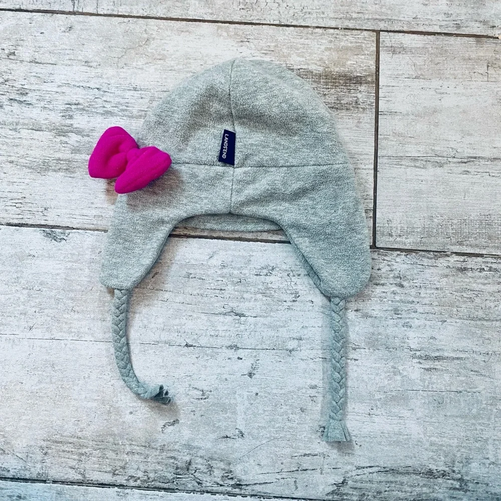 ⭐️5 for $25⭐️ girls Lands End gray and pink bow fleece hat